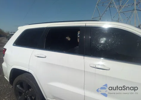 2015 Jeep Grand Cherokee Laredo z USA, uszkodzony, nr VIN 1C4RJFAGXFC206212